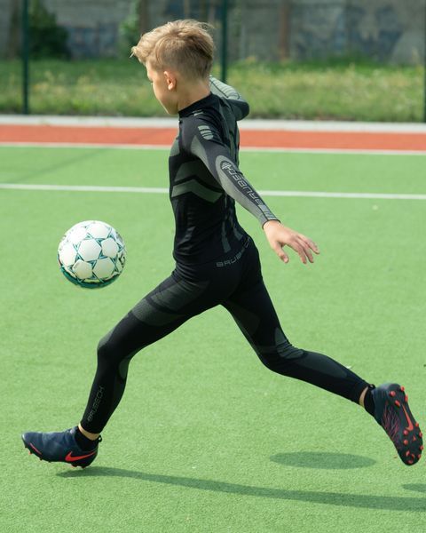 Комплект дитячої термобілизни Brubeck DRY Junior Baby (KP10220) BLACK/графіт 128/134 16079 фото